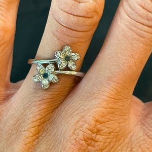 Whimsical Swarovski crystal ring, size 6.5